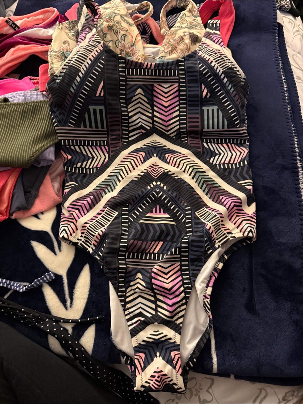 Geometric Pattern One-Piece Swimsuit in Black, Pink & Cream